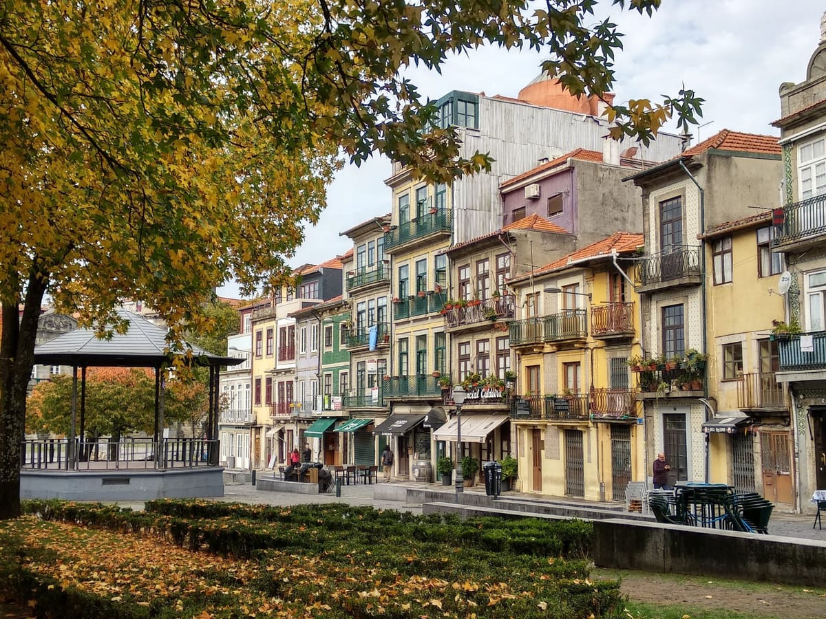 A Straightforward Guide to Porto